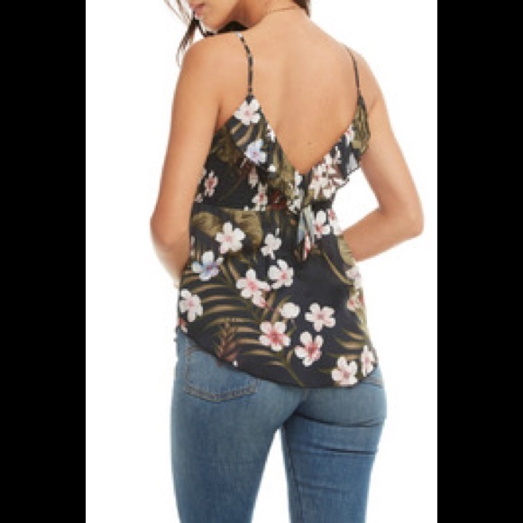NWT CHASER Floral Ruffle Strappy V Cami Top L - Picture 3 of 10